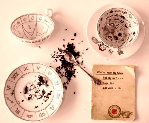 La tasséomancie : interprétation des feuilles de thé